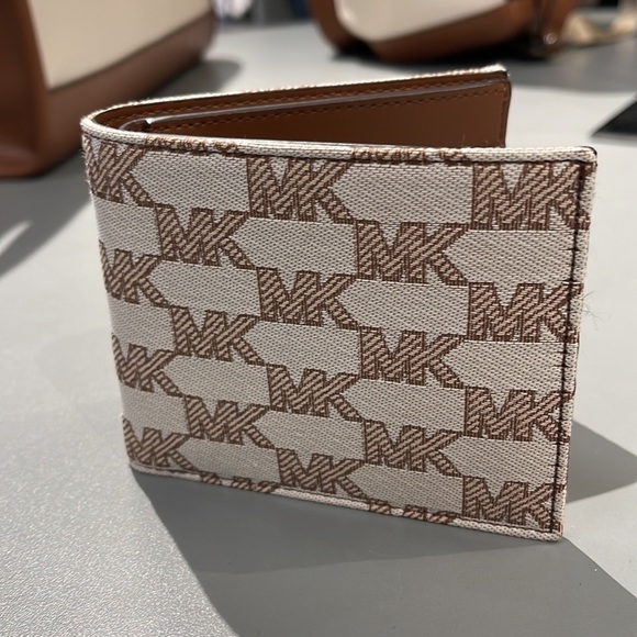 Michael Kors Other - Michael Kors Men’s Women’s Cooper Logo Fabric Billfold Wallet Light Cream Multi